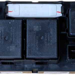 Przekaźnik junction box baterii HV Lexus NX300h AYZ10 Hybrid G92Z1-53010 używany