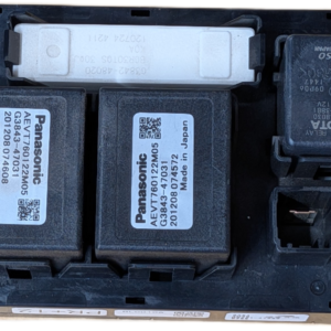 Przekaźnik junction box baterii HV Toyota Prius+ ZVW40 ZVW41 Hybrid G92Z1-47060 używany